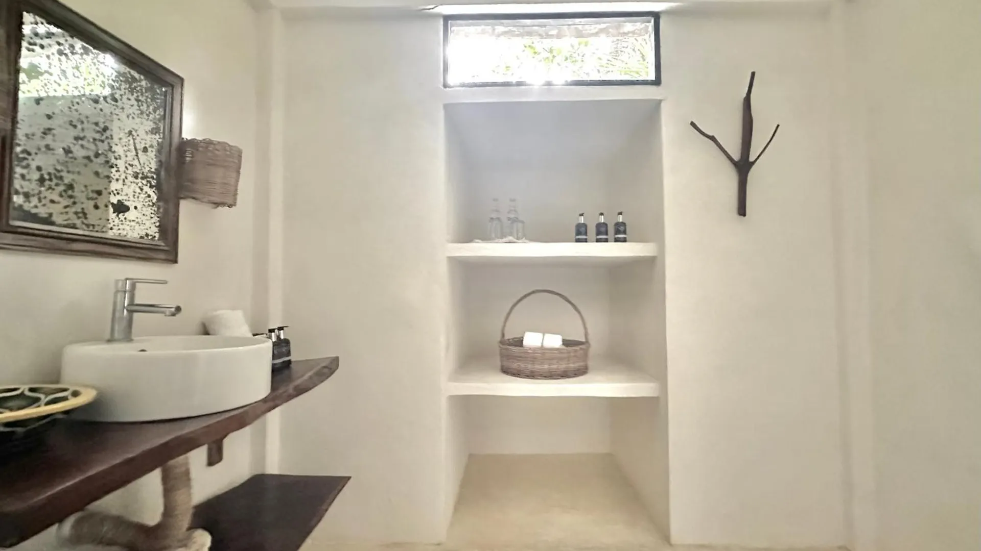 Luv Tulum Hotel